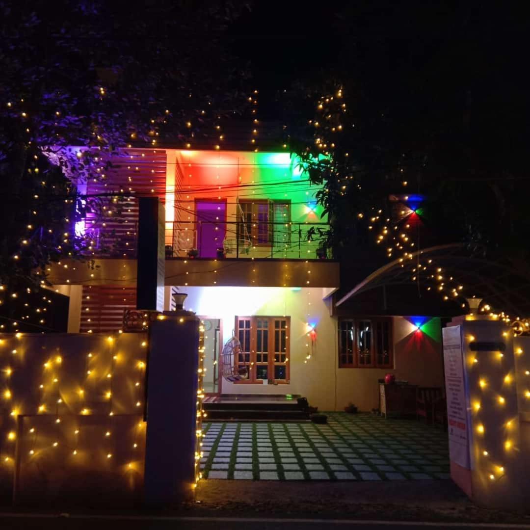 Sree Valsam Inn Bed Breakfast Alappuzha Exteriör bild
