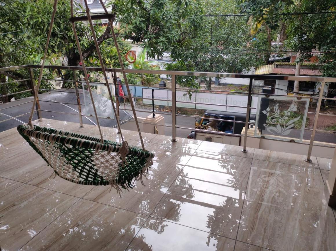 Sree Valsam Inn Bed Breakfast Alappuzha Exteriör bild